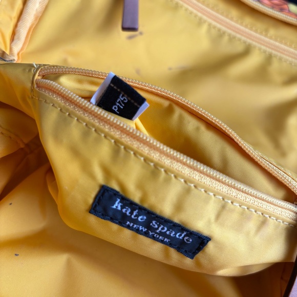 **SOLD**Kate Spade Makeup Bag - Picture 12 of 13